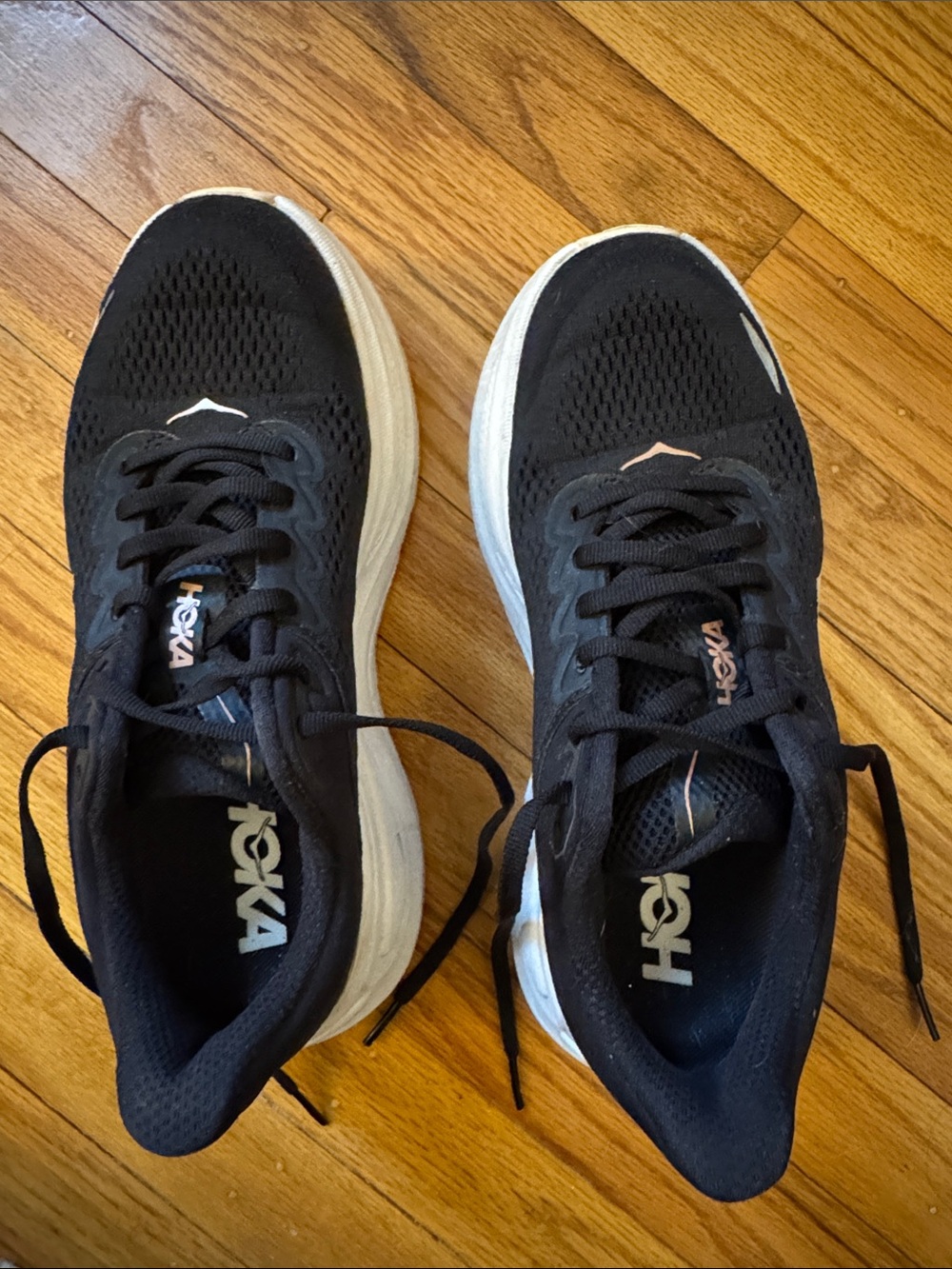 Hoka Women's Bondi 9 Sneakers - Picture 3 of 9